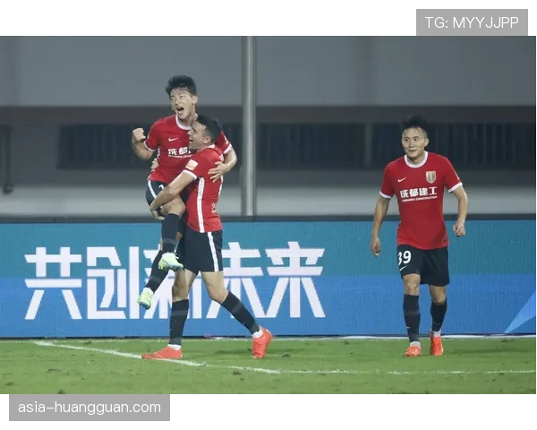 【2026年4月中超联赛·赛事筹办·动态成都蓉城专业足球场扩建工程竣工，新增5000坐席通过验收